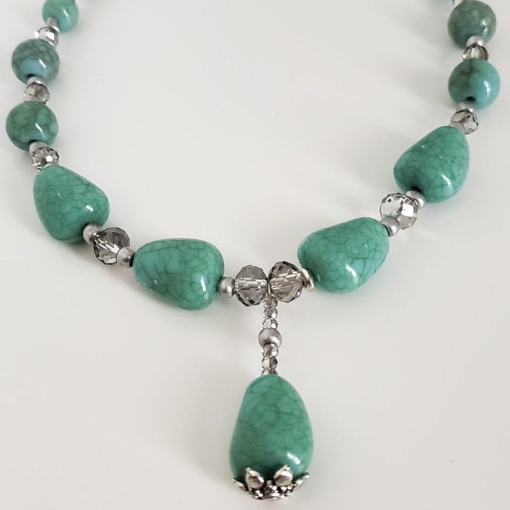 Turquoise color necklace (NEW) - Picture 3 of 4
